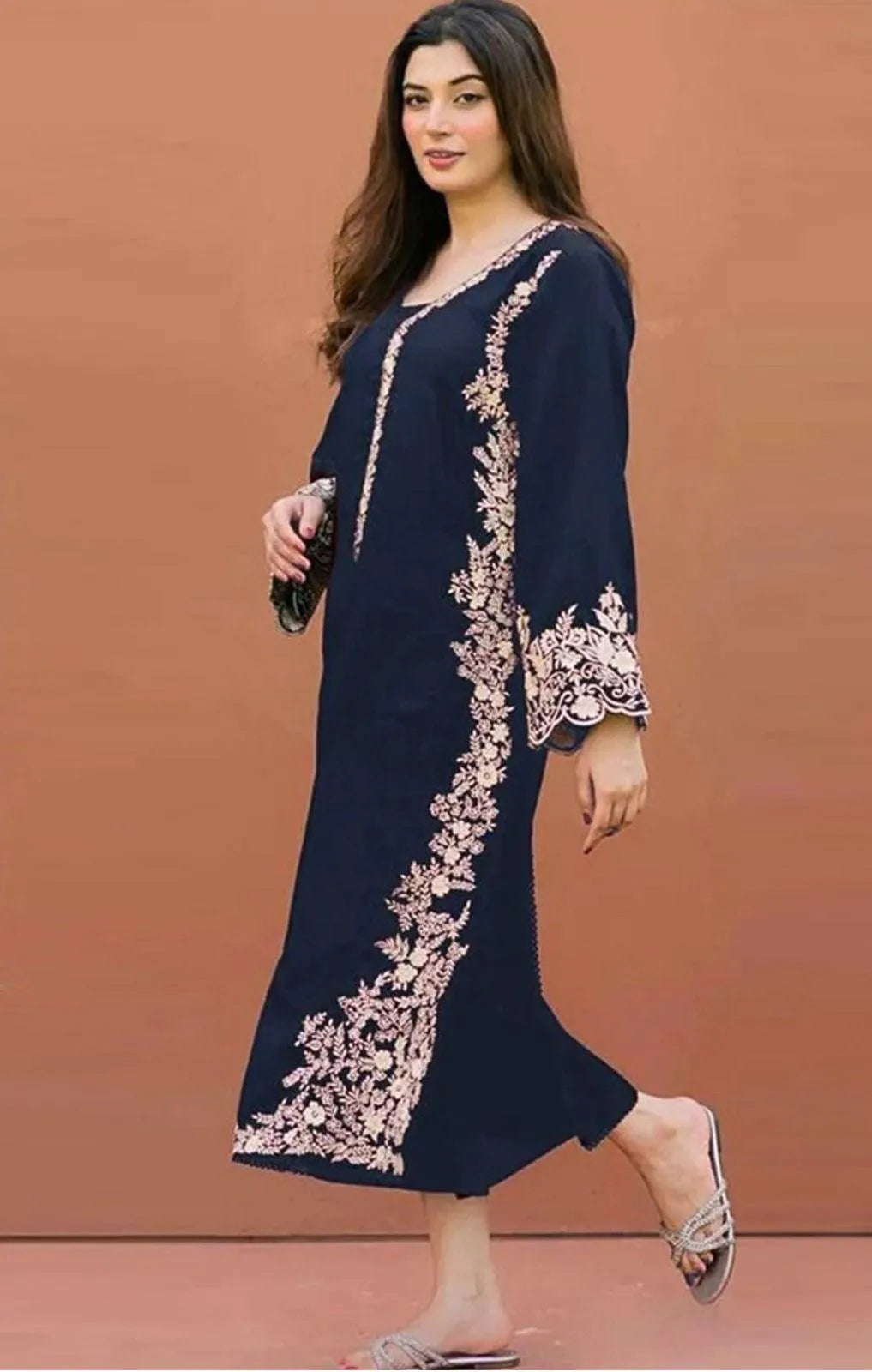 Classic Navy Elegance: Embroidered Dhanak 2-Piece Suit