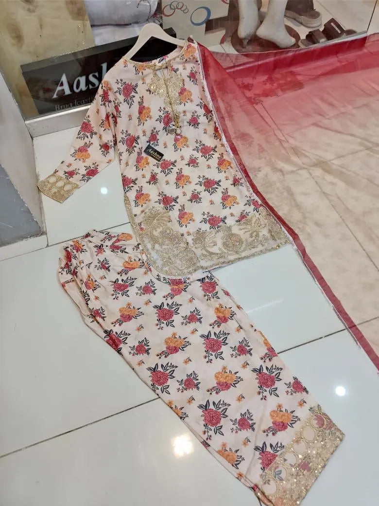 Eid 2026 Collection: Off-White Crinkle Chiffon 3-Piece Suit