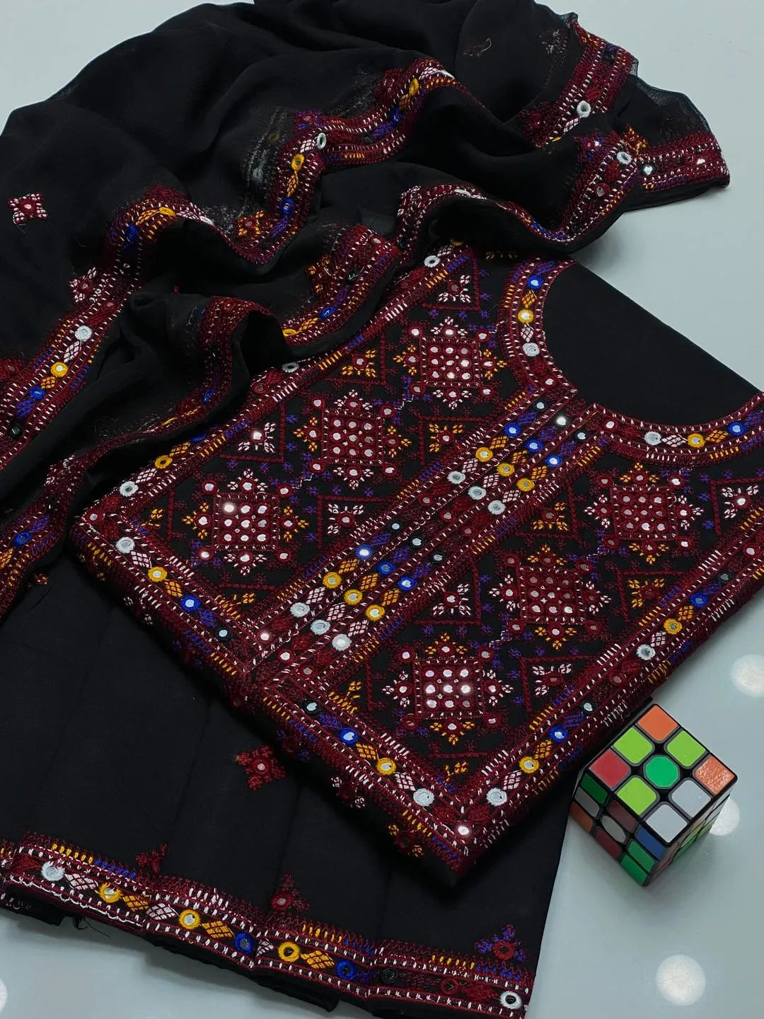 Classic Midnight Black: Embroidered Cotton Lawn 3-Piece Ensemble