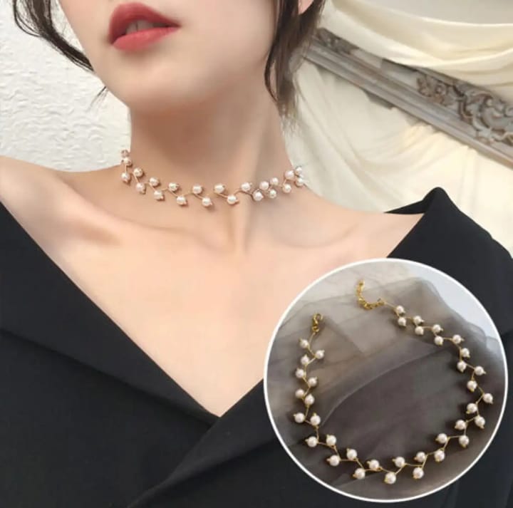 Handcrafted Black Jewelry Set with Earrings